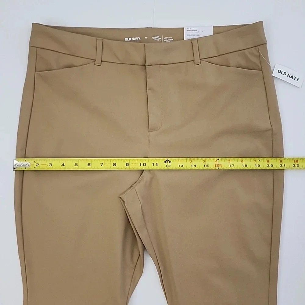 Old Navy Women's Pixie Skinny High-Rise Ankle Pant Tan Never Fade Size 16 - Picture 13 of 14